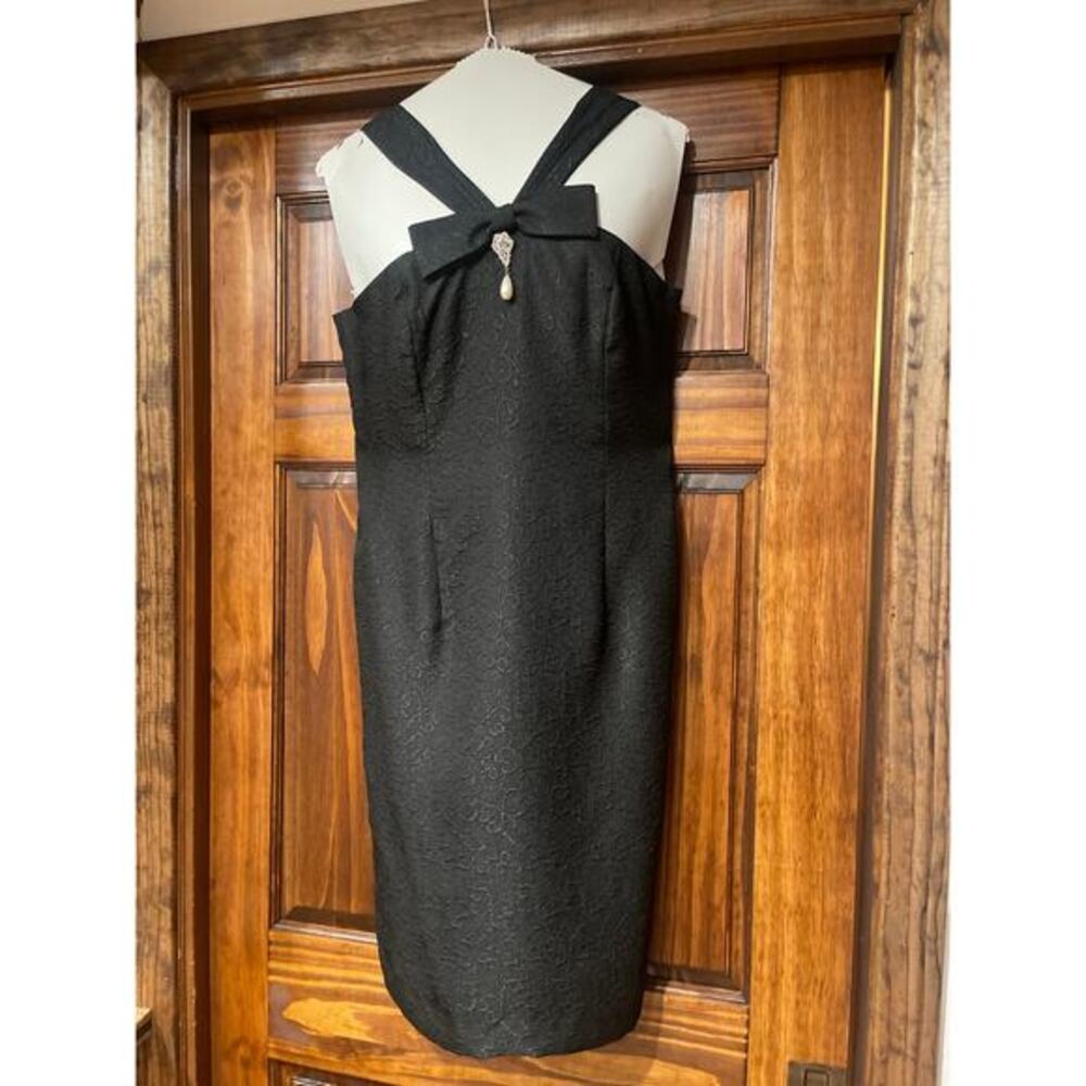 London Times brocade patterned jeweled black cocktail dress size 10